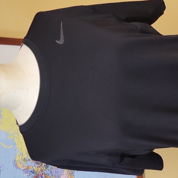 Nike Pro Combat Dri Fit Men's Short sleeve Shirt, Digital Camo Cutouts pattern - Picture 6 of 11